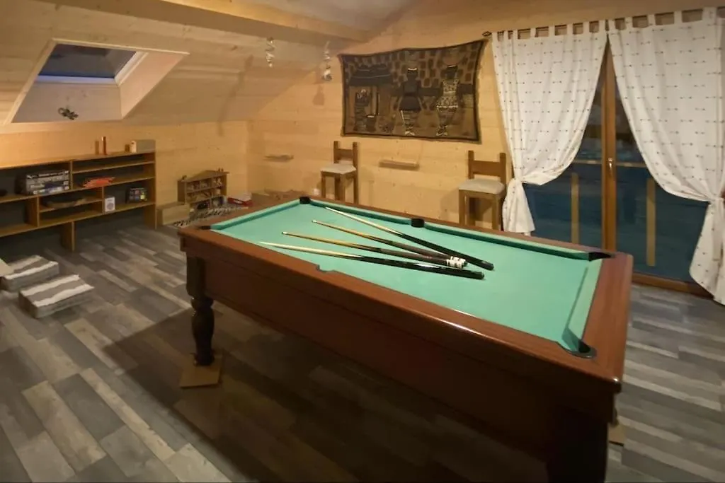 Chalet Spacieux Entre Lacs Et Montagnes Copponex 0*,  France