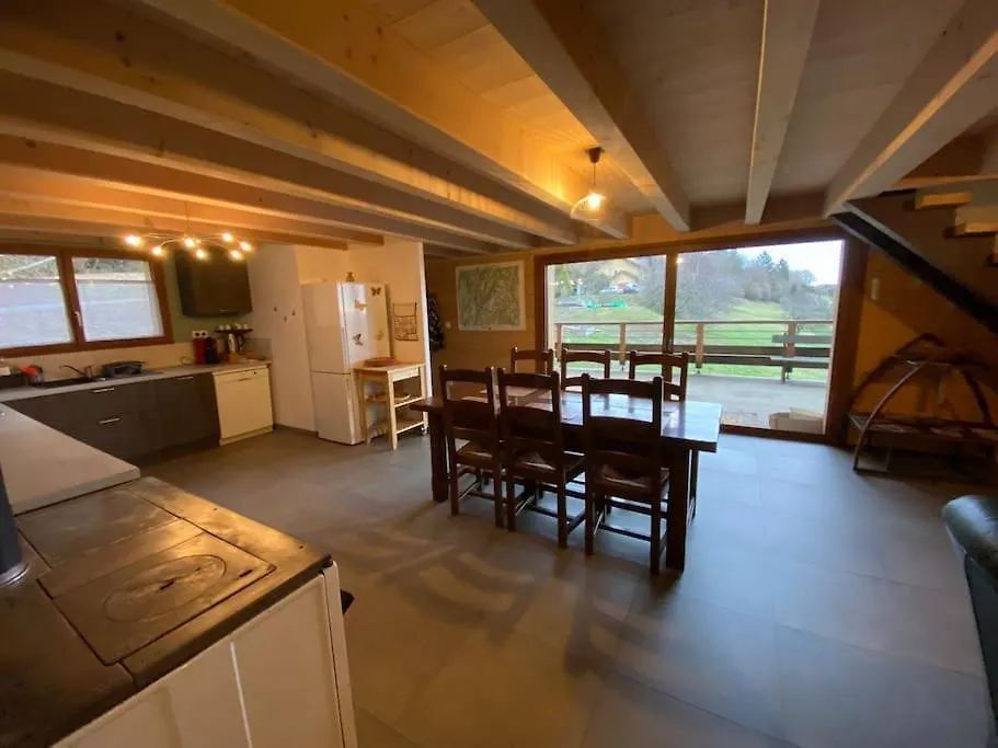 Chalet Spacieux Entre Lacs Et Montagnes Copponex