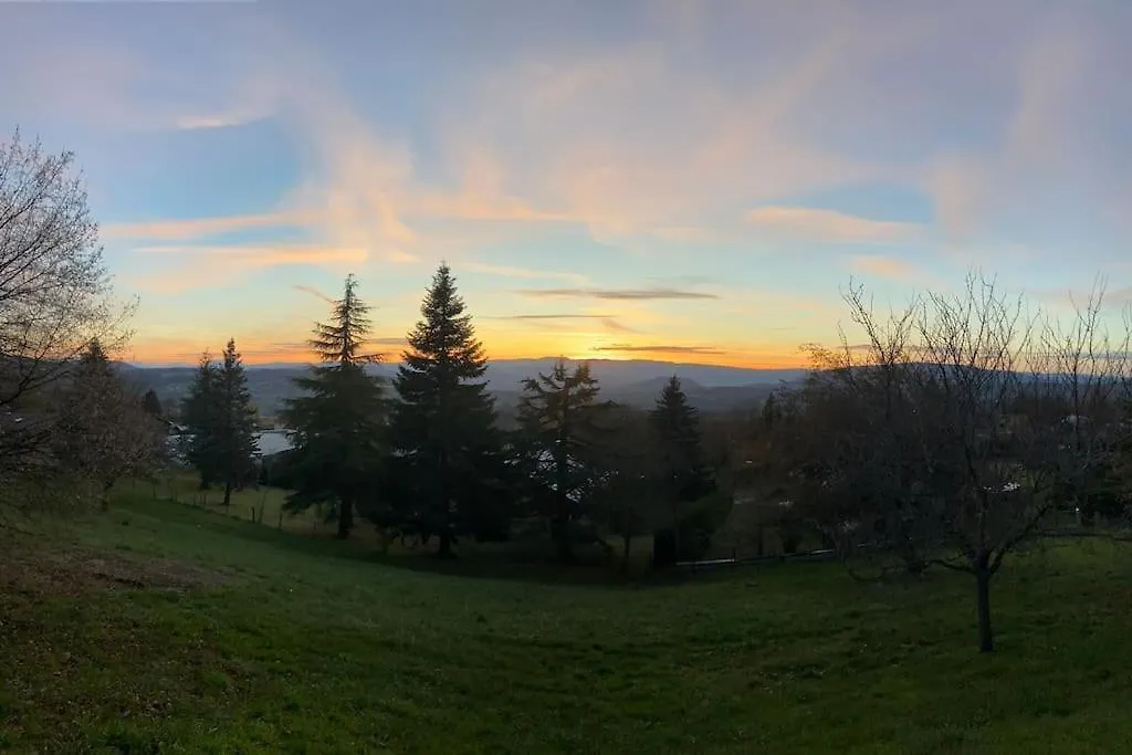 Villa Chalet Spacieux Entre Lacs Et Montagnes Copponex France