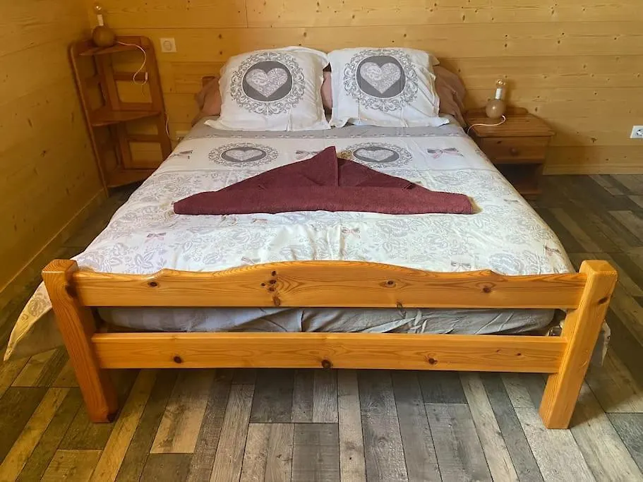 Chalet Spacieux Entre Lacs Et Montagnes Copponex 0*,  France